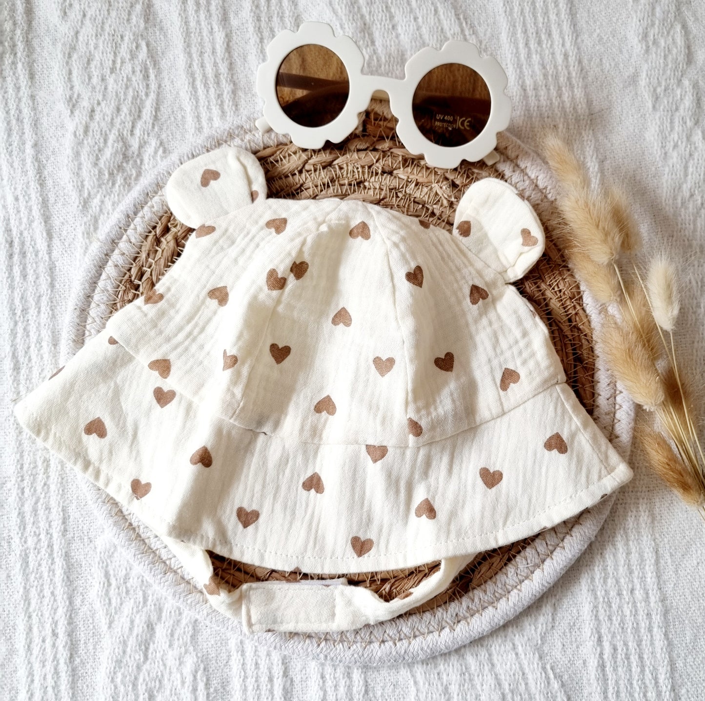 Hydrofiele zonnehoed voor baby - Beige met Hartjes